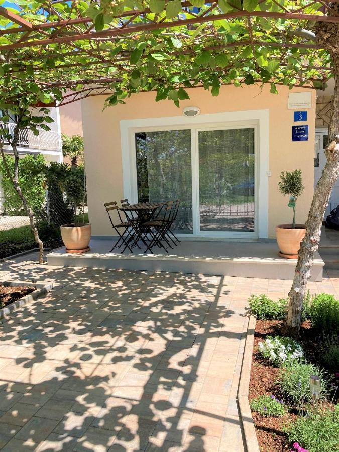 Apartments Lirio Umag Extérieur photo