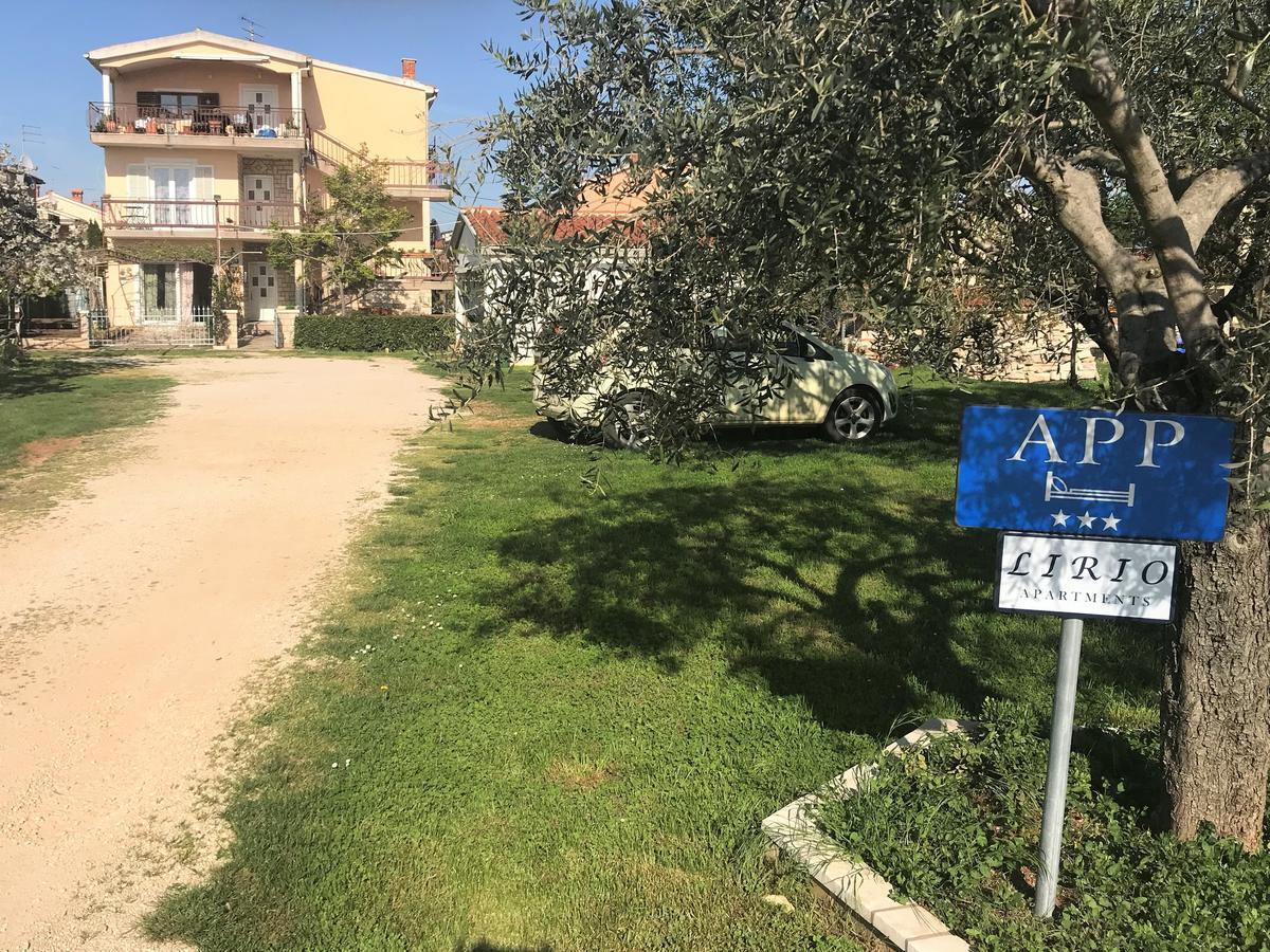 Apartments Lirio Umag Extérieur photo